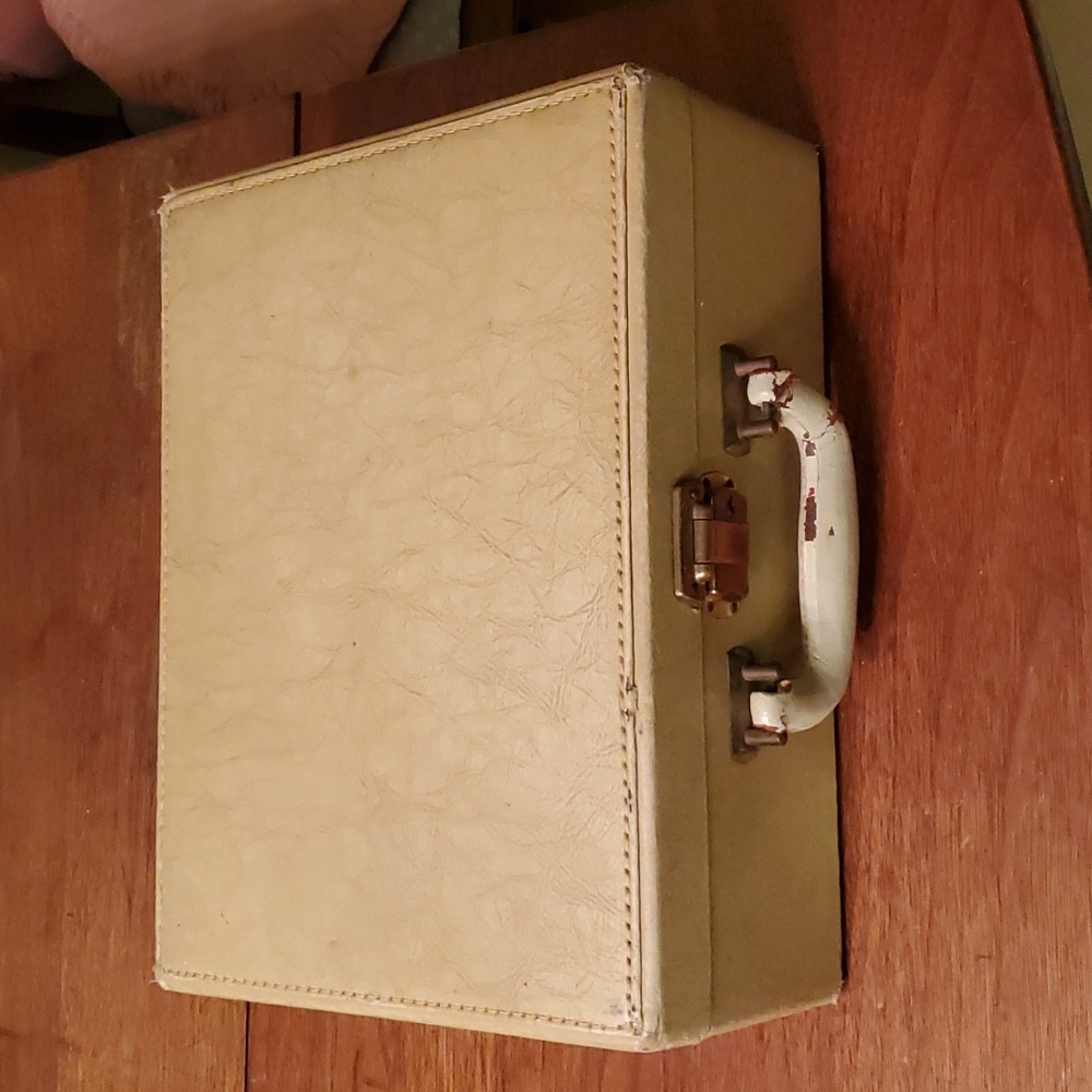 Vintage Congress Traincase